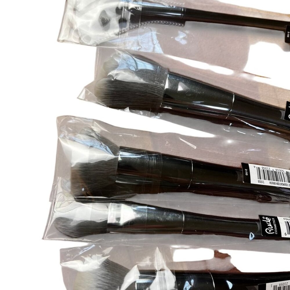 Rude Cosmetics 8 Brush Set Makeup Brushes - Picture 3 of 6